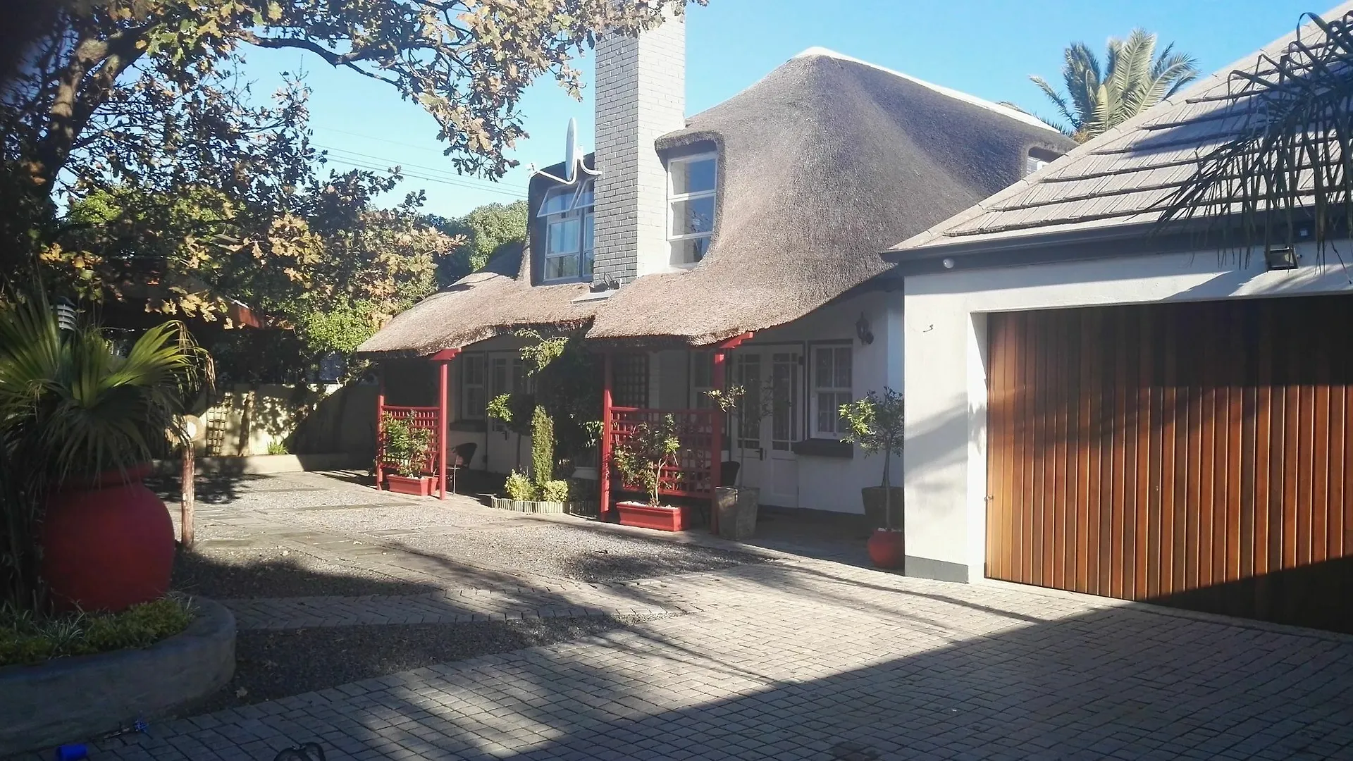Inn-Style Cape Town 3*,