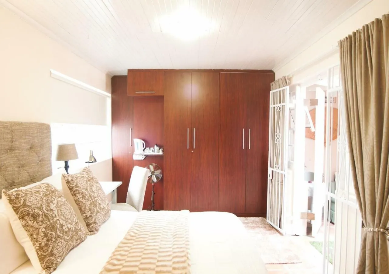 Inn-Style Cape Town Guest house
